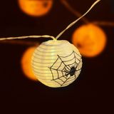 Halloweenska lampiónová sveteľná reťaz - pavúky,biely - 7,5 x 165 cm - 2 x AA batérie