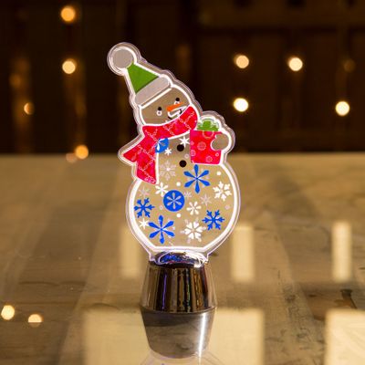 Vianočná LED dekorácia na stôl - s lesklým podstavcom - snehuliak - 14 cm